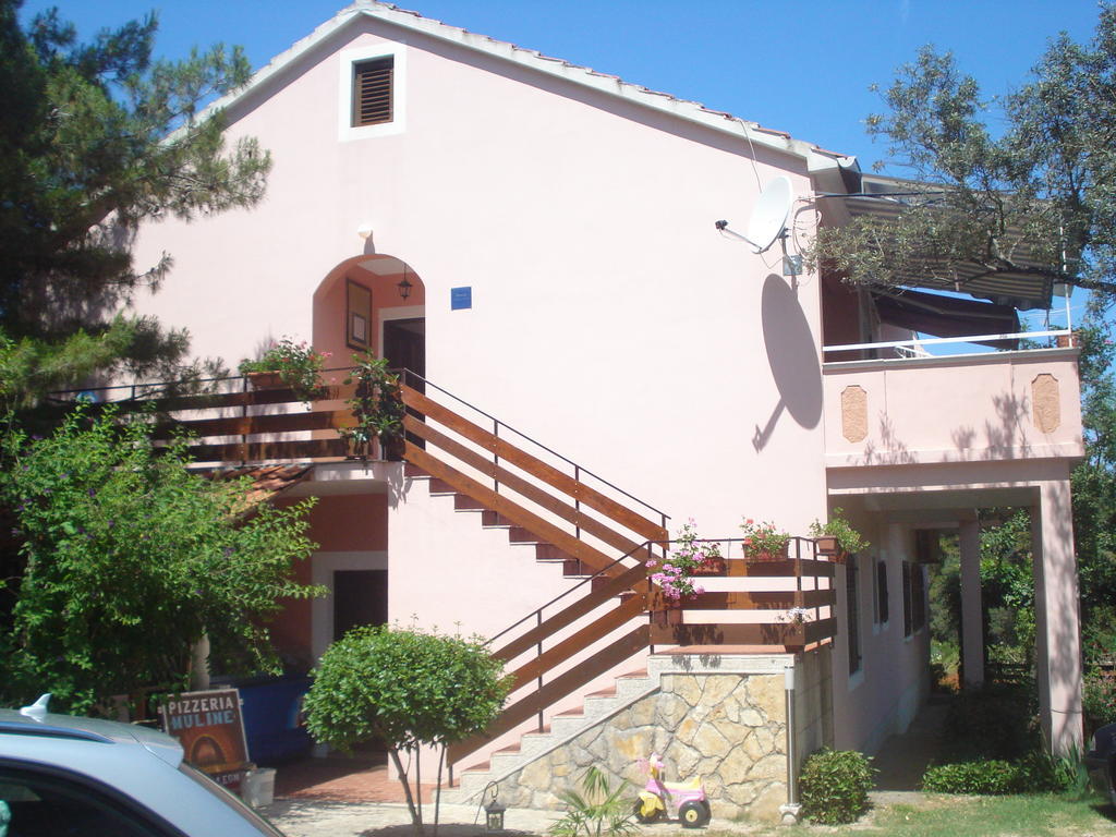 Apartments Vidakovic Уґлян Екстер'єр фото