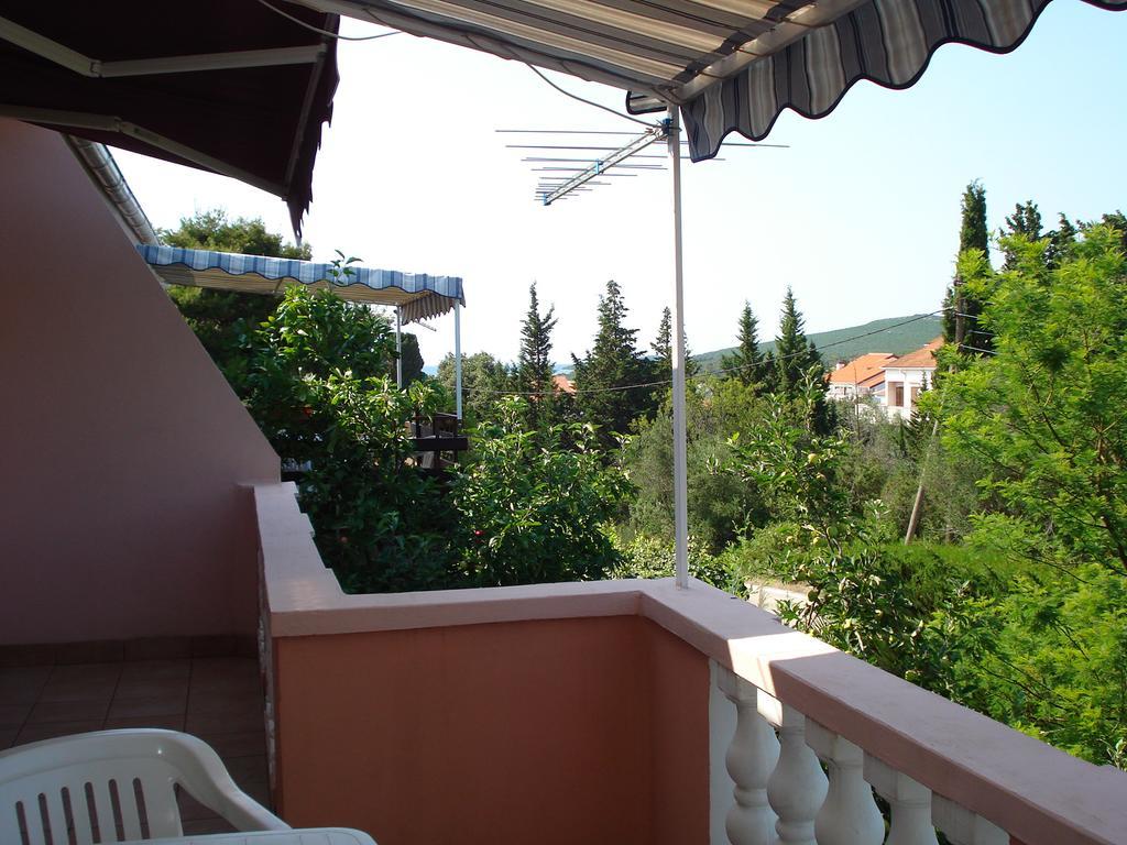 Apartments Vidakovic Уґлян Екстер'єр фото